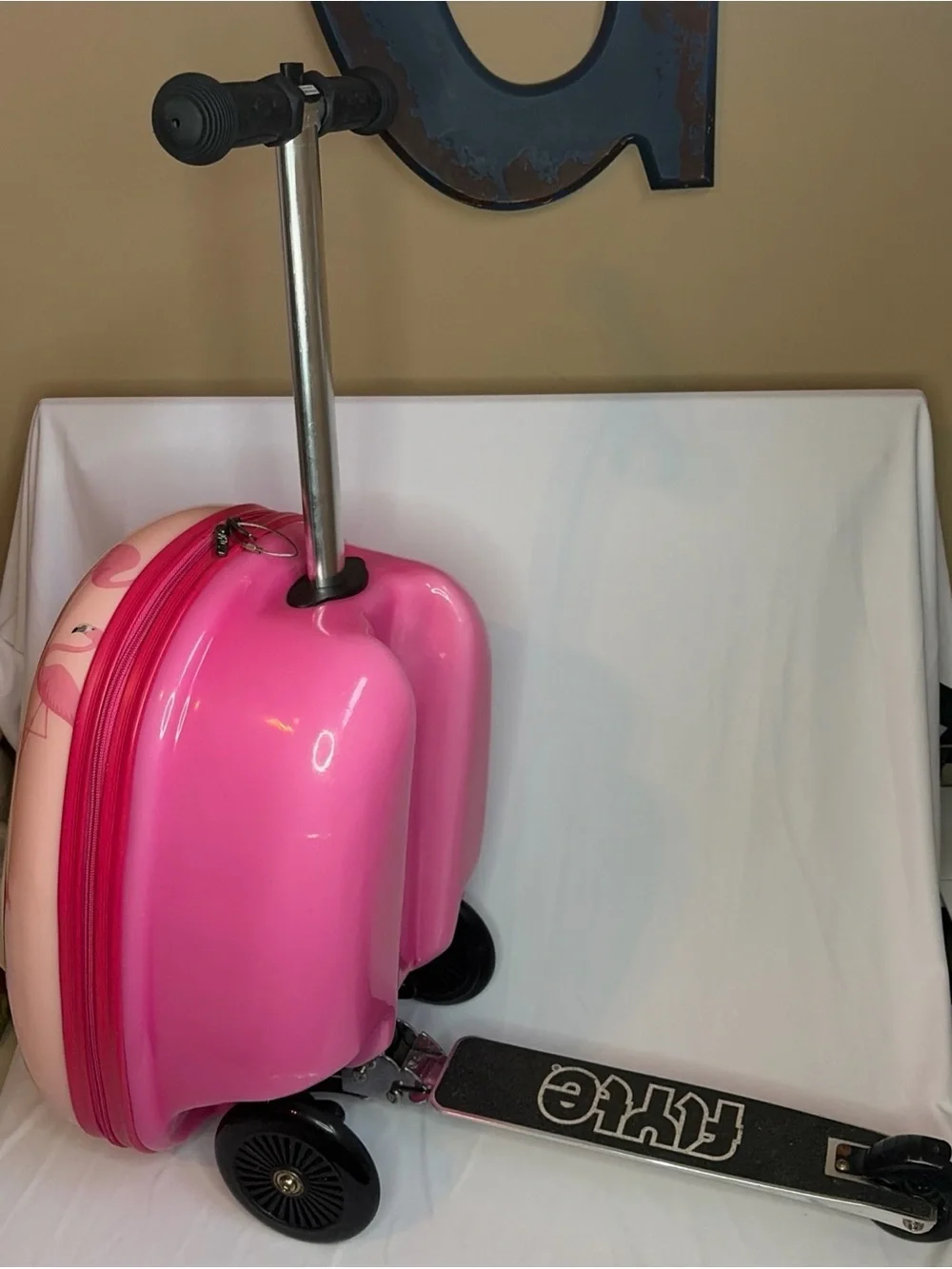 Zflyte Pink Flamingo Hard-Shell Kids Carry-On